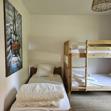 Nice Spacious Nest In Apartment *